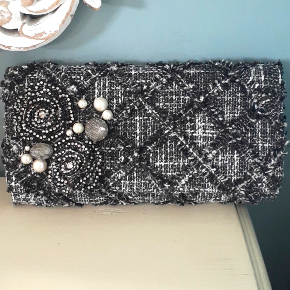# Vintage 80s tweed, crystal and pearl clutch purse